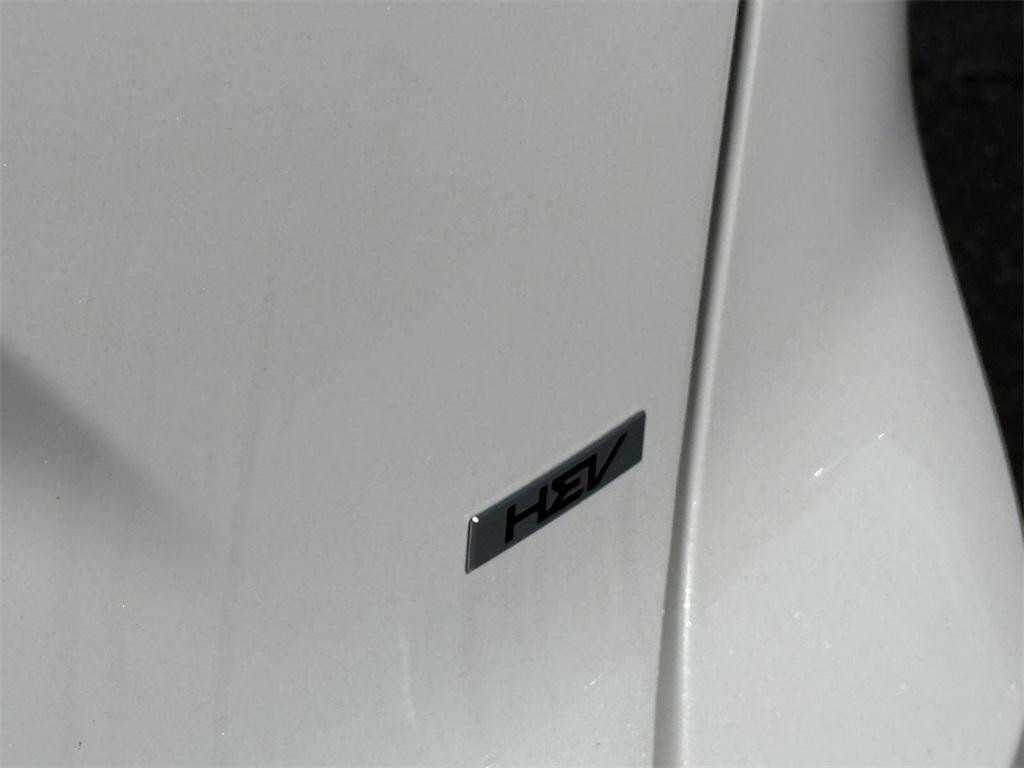 new 2025 Kia Niro car, priced at $30,735