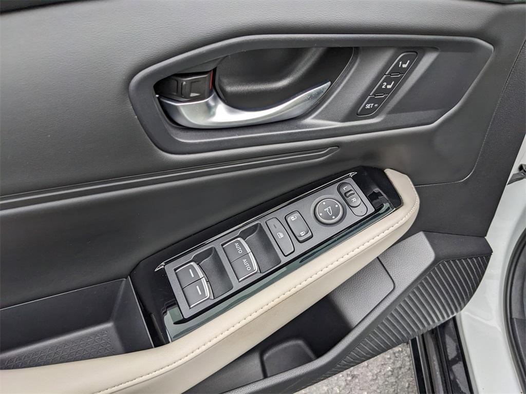 used 2024 Honda Accord Hybrid car, priced at $31,991