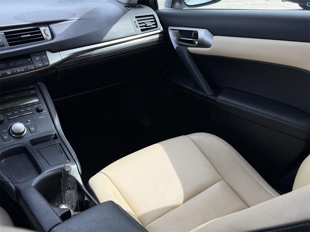 used 2015 Lexus CT 200h car, priced at $14,891