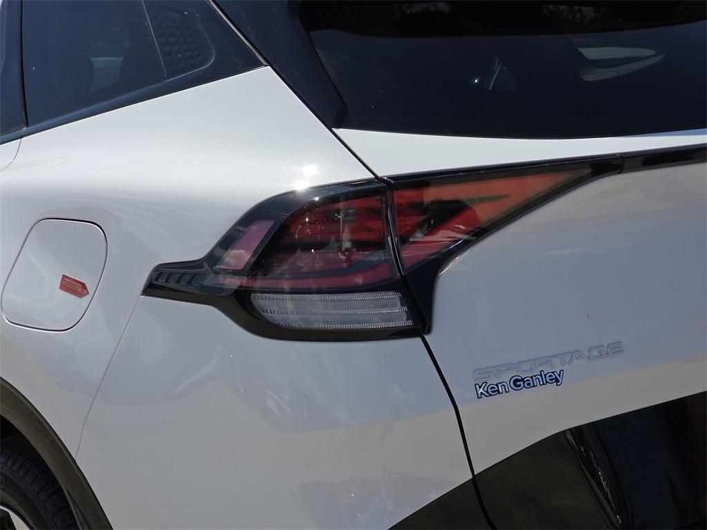 new 2025 Kia Sportage car, priced at $34,955