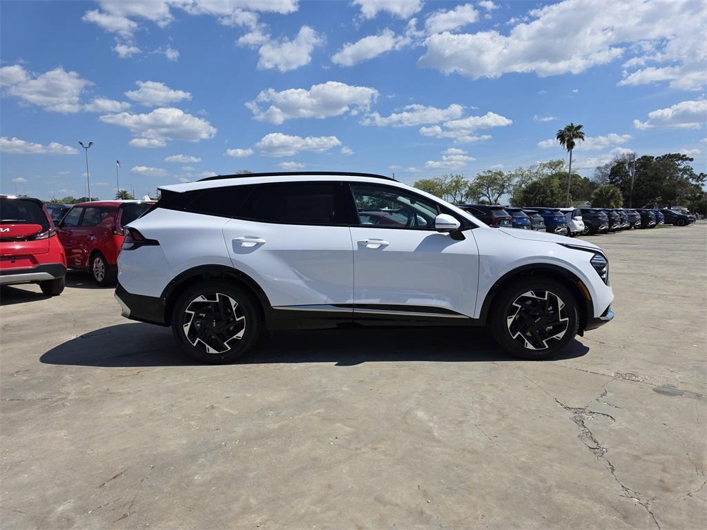 new 2025 Kia Sportage car, priced at $34,955
