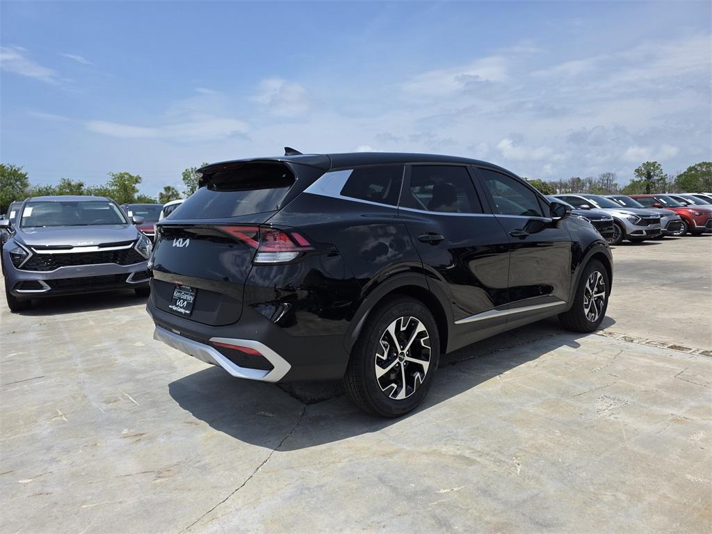 new 2025 Kia Sportage car, priced at $29,810