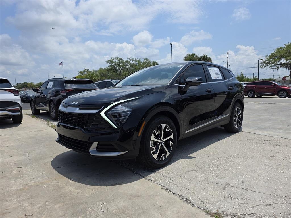 new 2025 Kia Sportage car, priced at $29,810