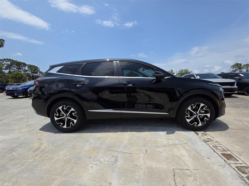 new 2025 Kia Sportage car, priced at $29,810