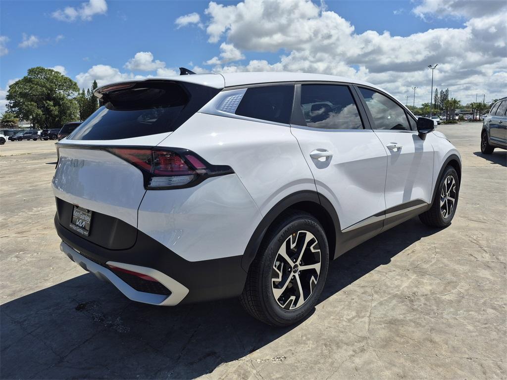 new 2025 Kia Sportage car, priced at $29,955