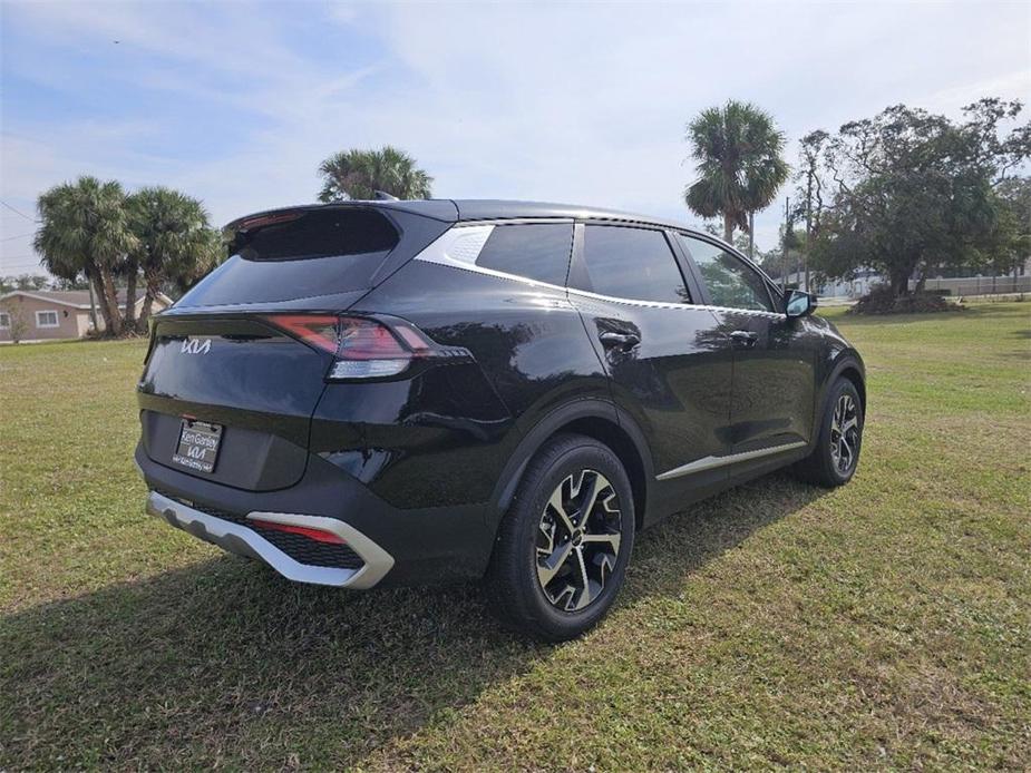 new 2025 Kia Sportage car, priced at $30,840