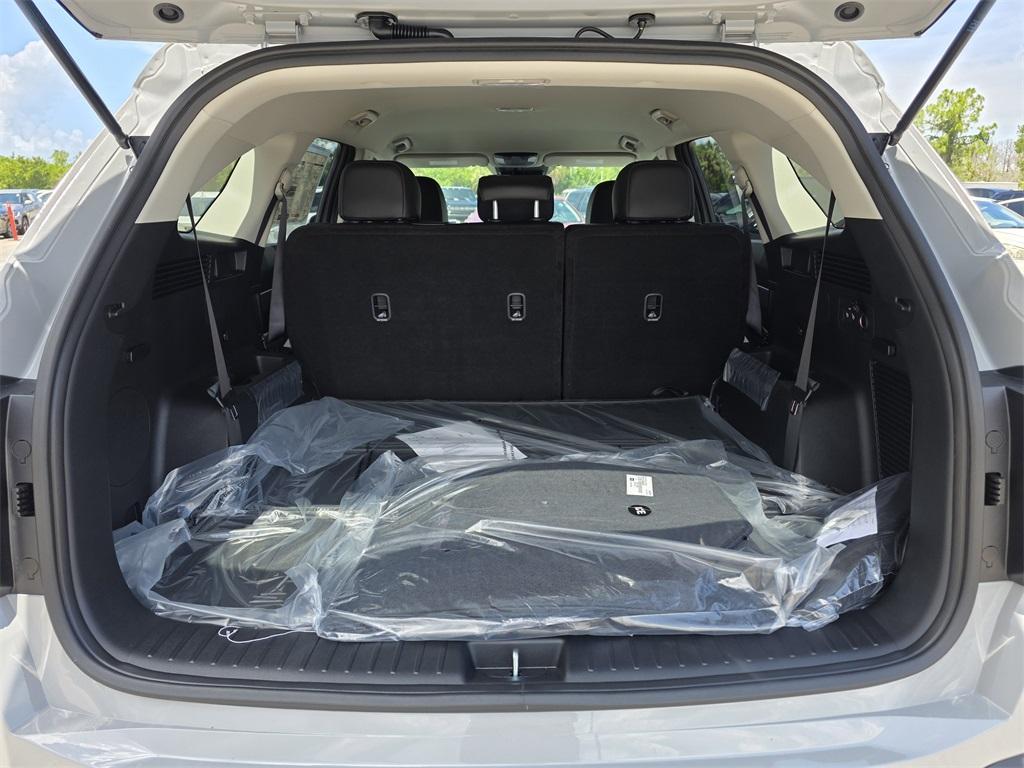 new 2025 Kia Sorento car, priced at $35,205