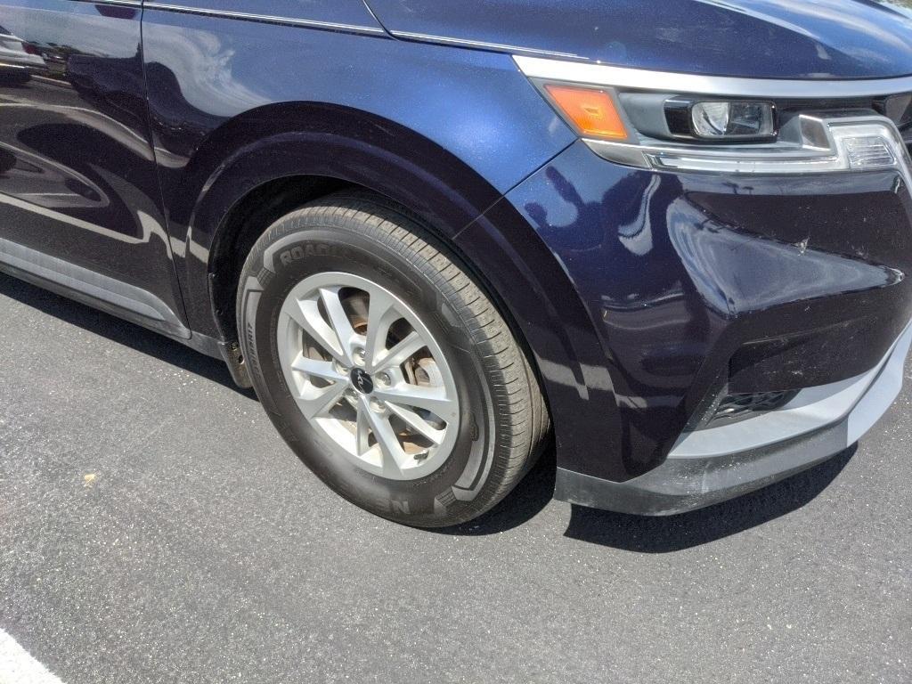 used 2024 Kia Carnival car, priced at $31,151