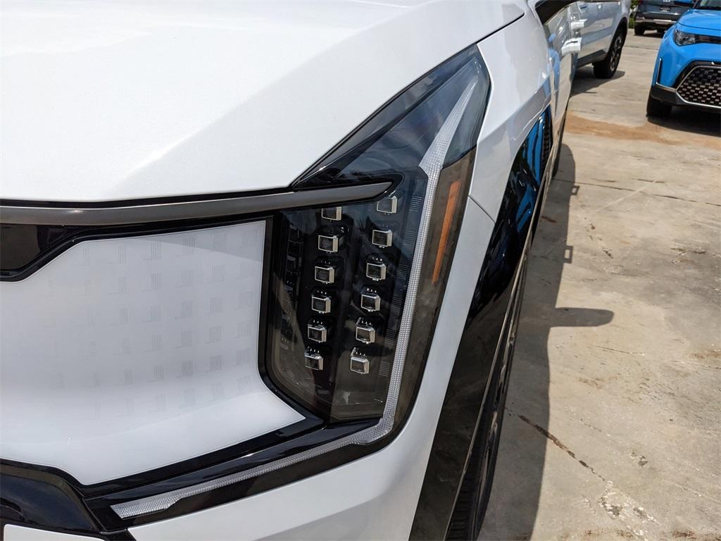 new 2026 Kia EV9 car, priced at $70,810