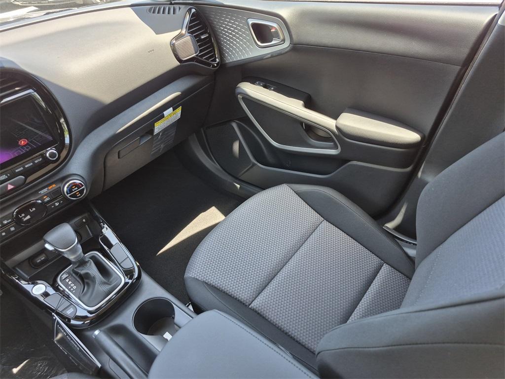 new 2025 Kia Soul car, priced at $24,260