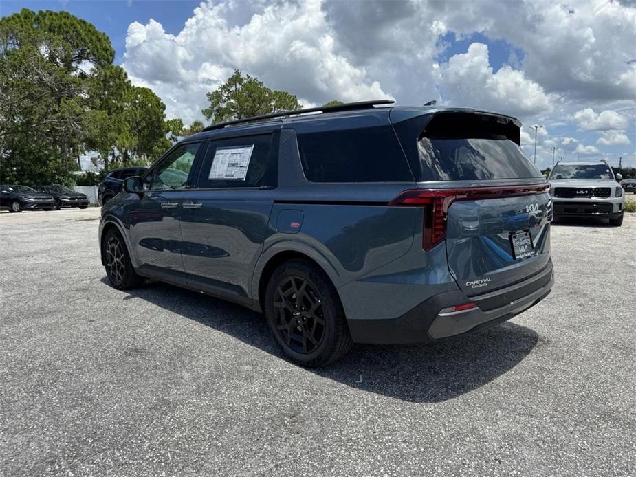 new 2025 Kia Carnival car, priced at $52,755