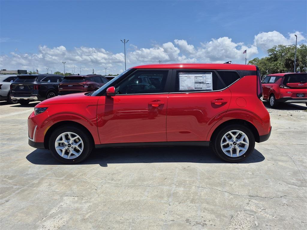 new 2025 Kia Soul car, priced at $22,260