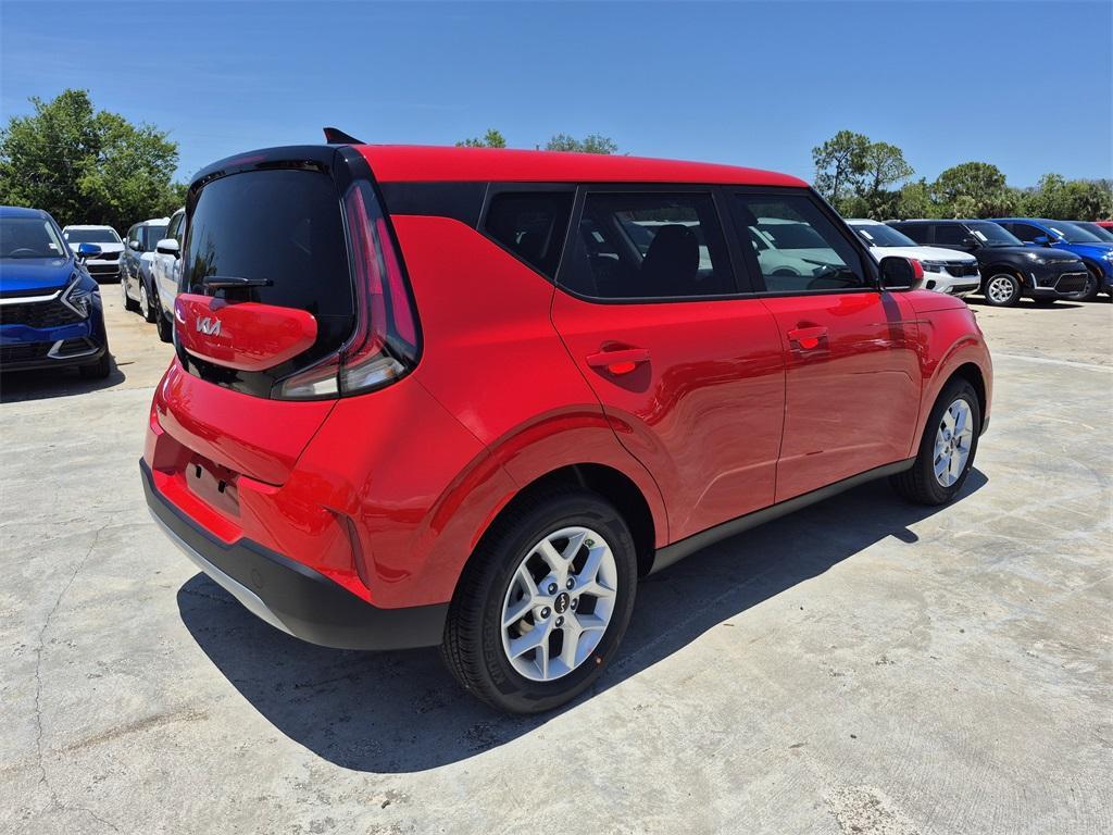 new 2025 Kia Soul car, priced at $22,260