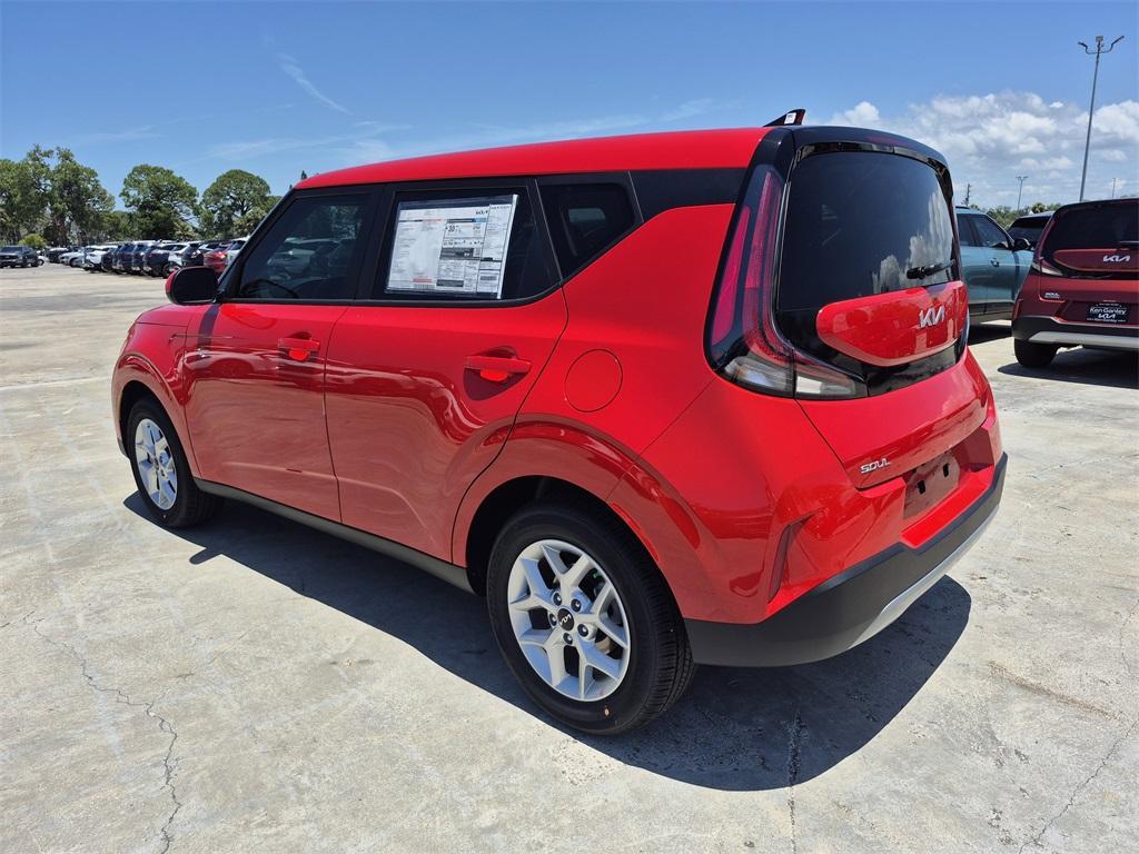 new 2025 Kia Soul car, priced at $22,260