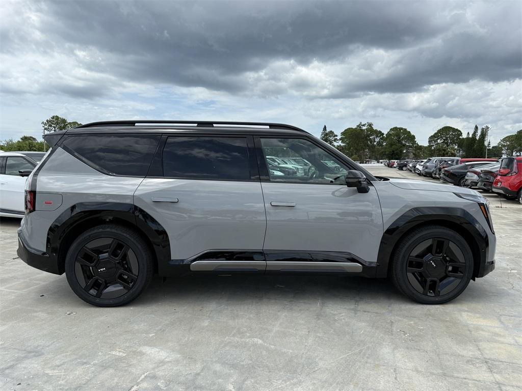 new 2026 Kia EV9 car, priced at $71,280