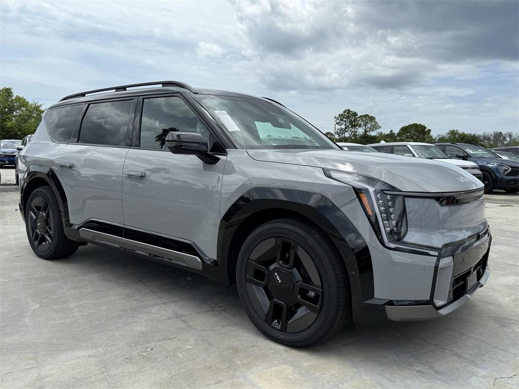 new 2026 Kia EV9 car, priced at $71,280