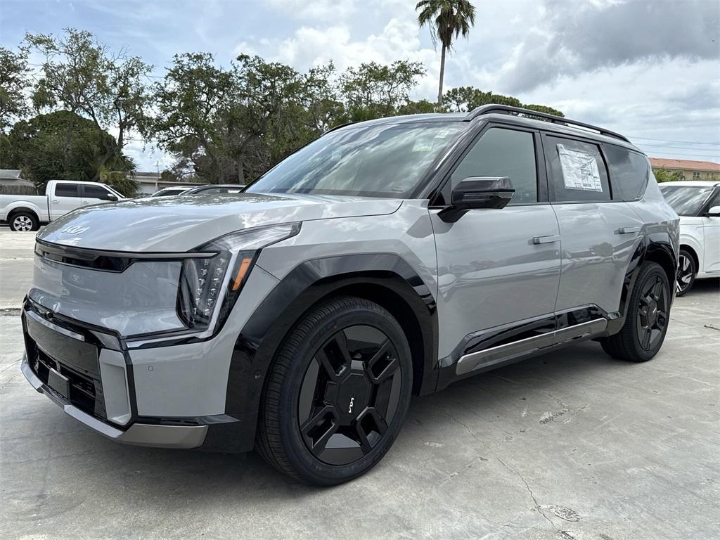 new 2026 Kia EV9 car, priced at $71,280
