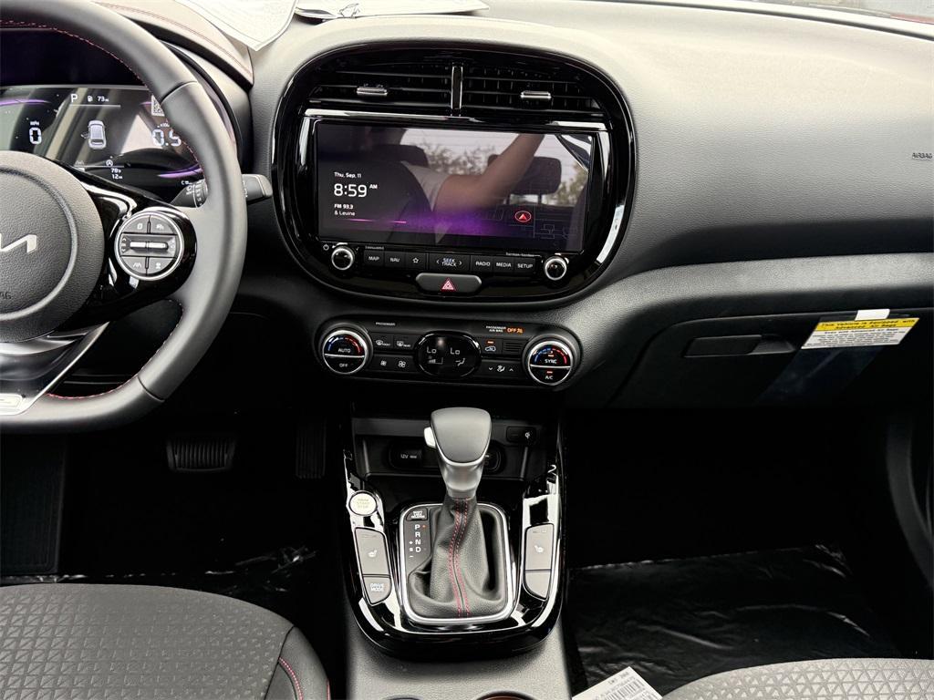 new 2025 Kia Soul car, priced at $27,970