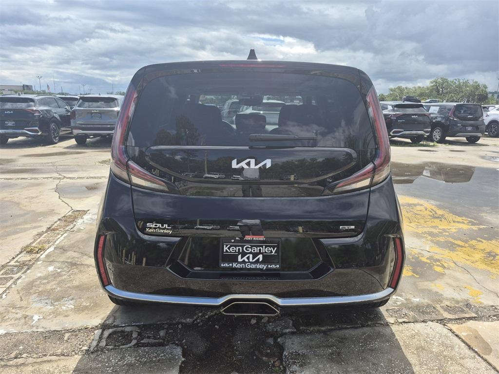 new 2025 Kia Soul car, priced at $25,705