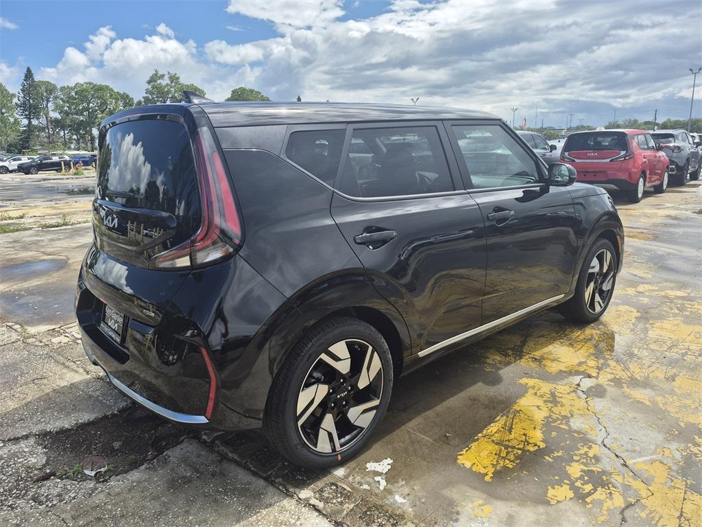 new 2025 Kia Soul car, priced at $25,705