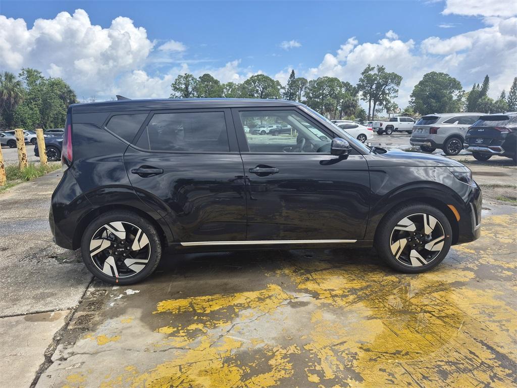 new 2025 Kia Soul car, priced at $25,705