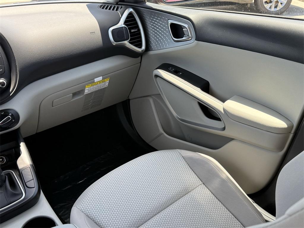 new 2025 Kia Soul car, priced at $21,760