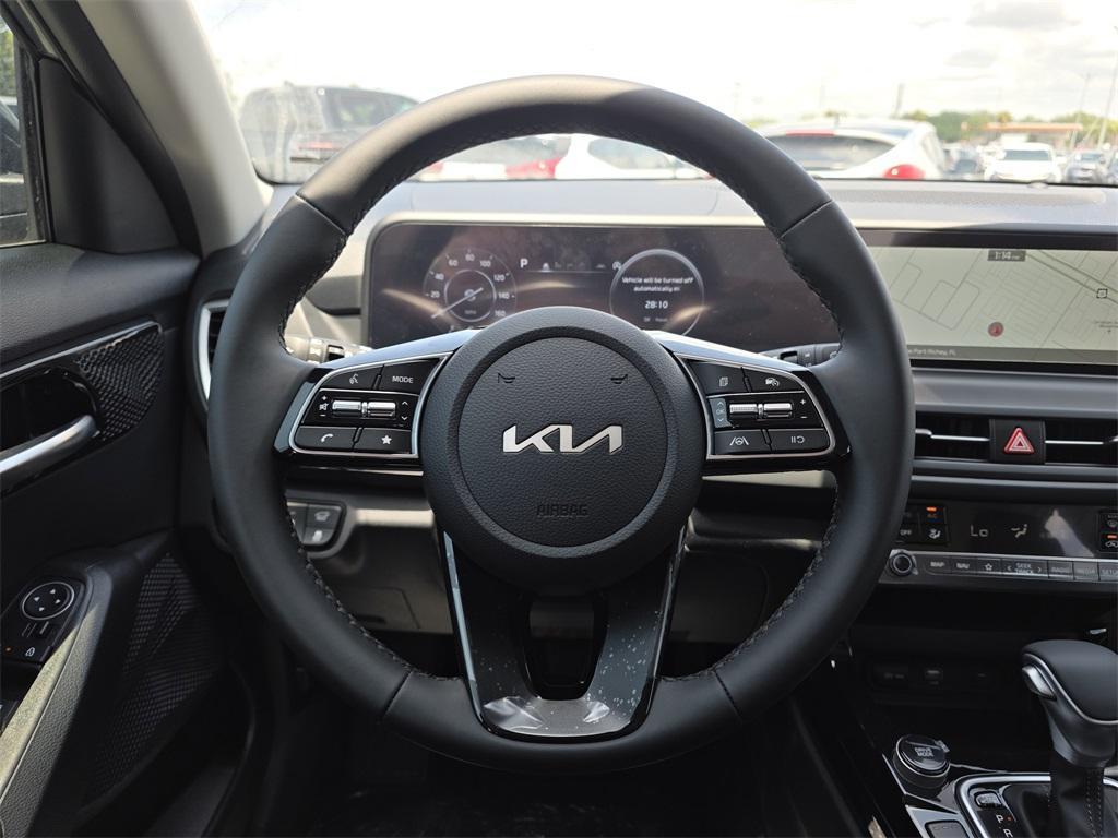 new 2025 Kia Seltos car, priced at $29,960