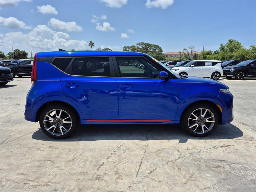 used 2021 Kia Soul car, priced at $15,211