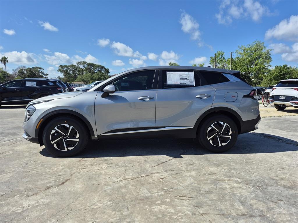 new 2025 Kia Sportage Hybrid car, priced at $29,880