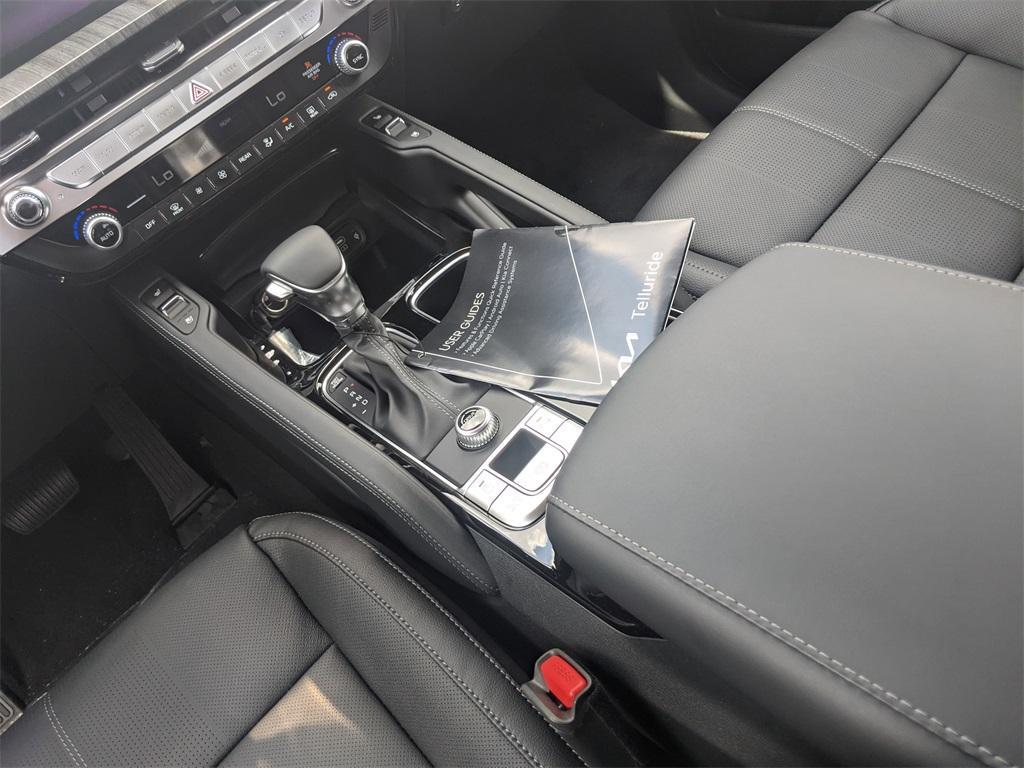 new 2025 Kia Telluride car, priced at $44,130