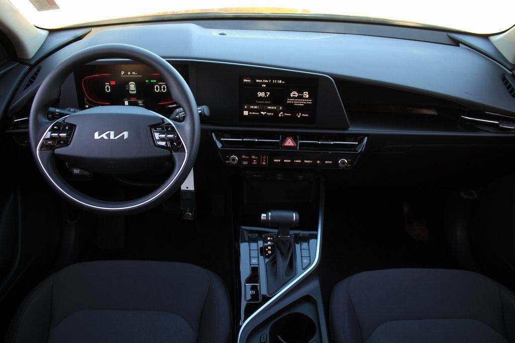 new 2024 Kia Niro car, priced at $27,965