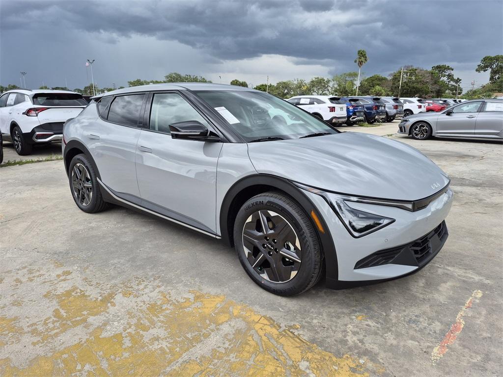 new 2025 Kia EV6 car, priced at $44,880
