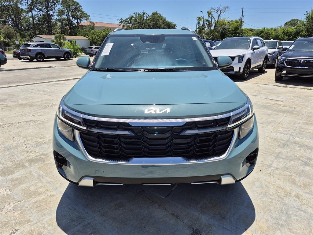 new 2025 Kia Seltos car, priced at $28,250