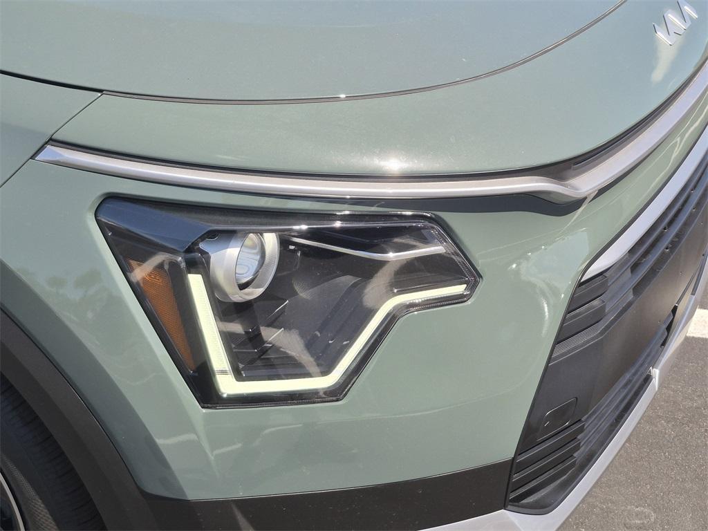 new 2025 Kia Niro car, priced at $31,365