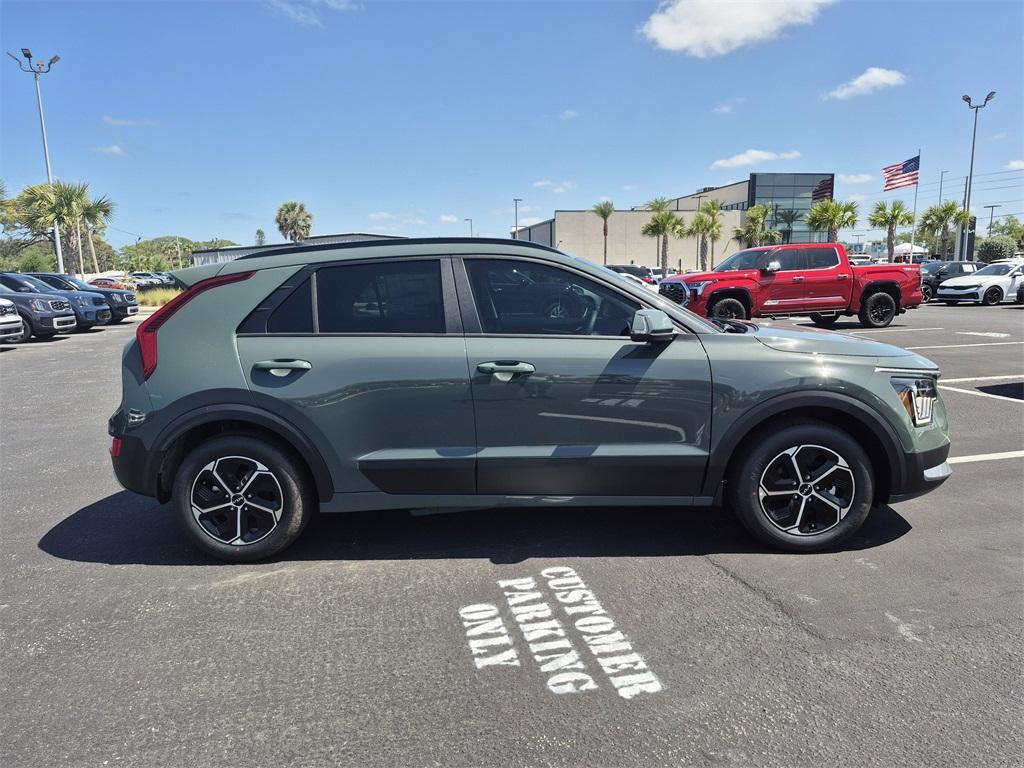new 2025 Kia Niro car, priced at $31,365