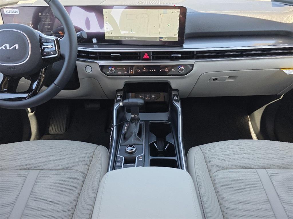 new 2025 Kia Sorento car, priced at $34,530
