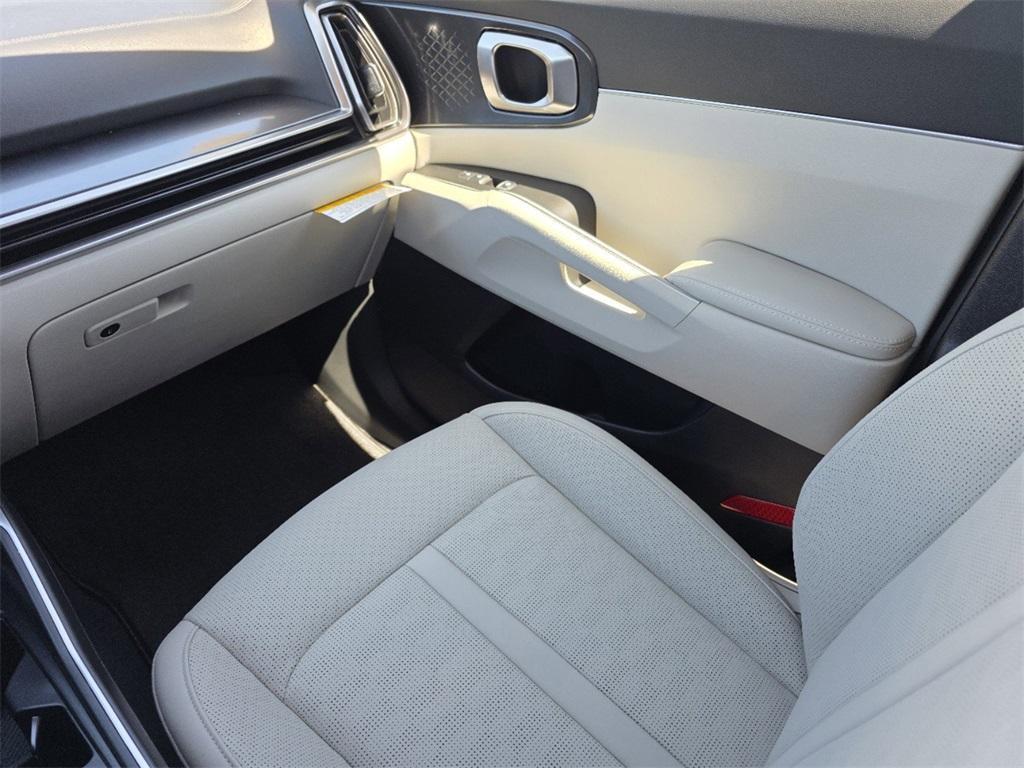 new 2025 Kia Sorento car, priced at $34,530