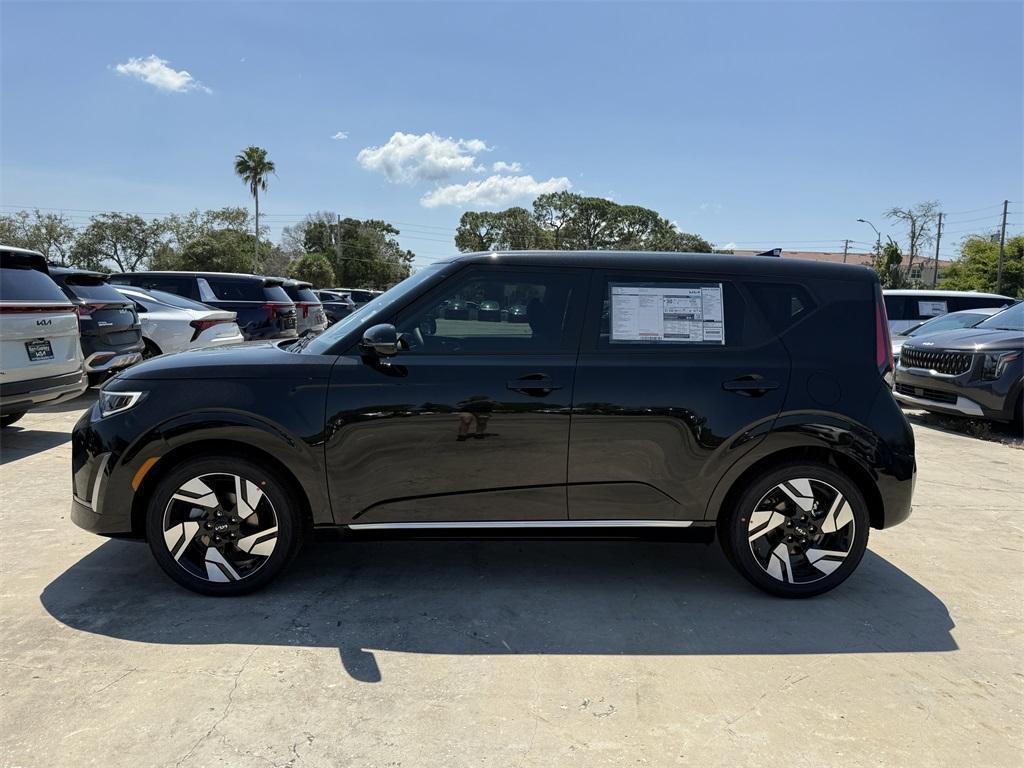 new 2025 Kia Soul car, priced at $27,970
