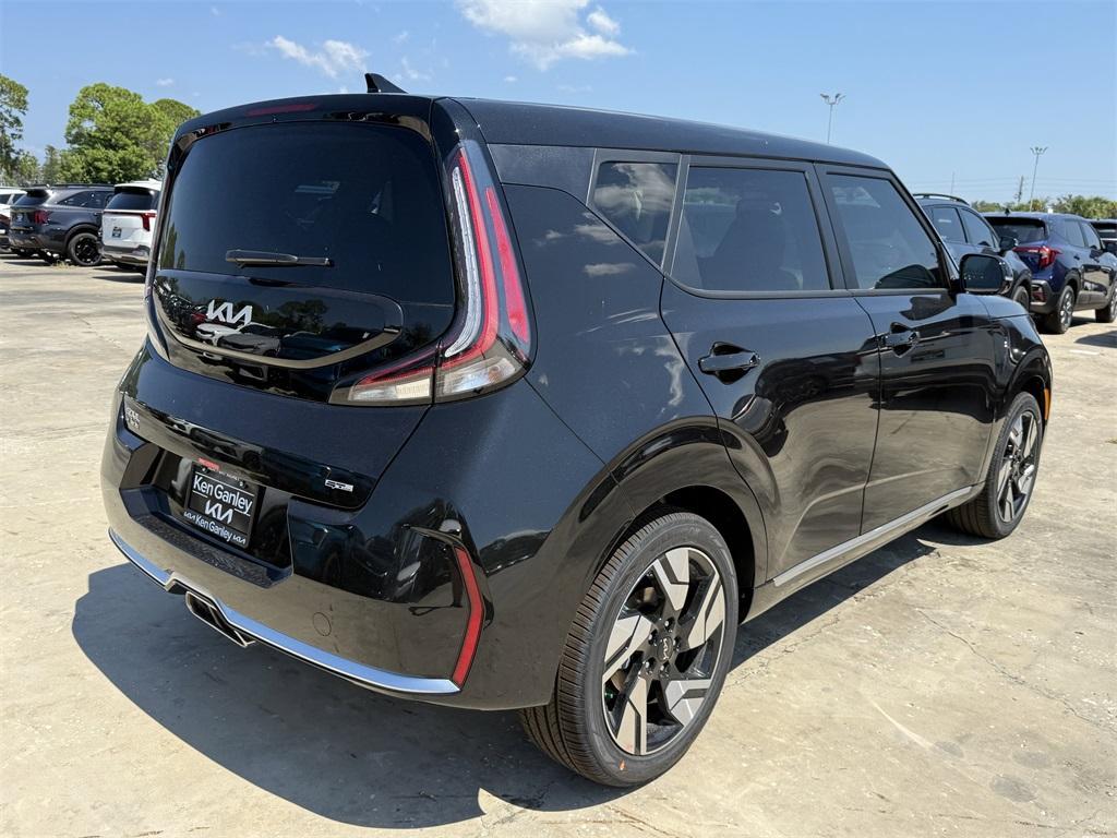 new 2025 Kia Soul car, priced at $27,970
