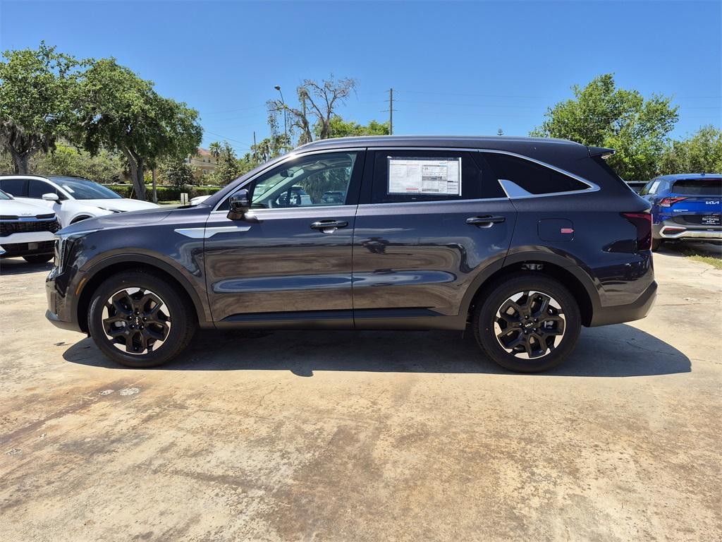 new 2025 Kia Sorento car, priced at $36,800