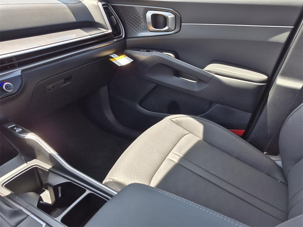 new 2025 Kia Sorento car, priced at $36,800
