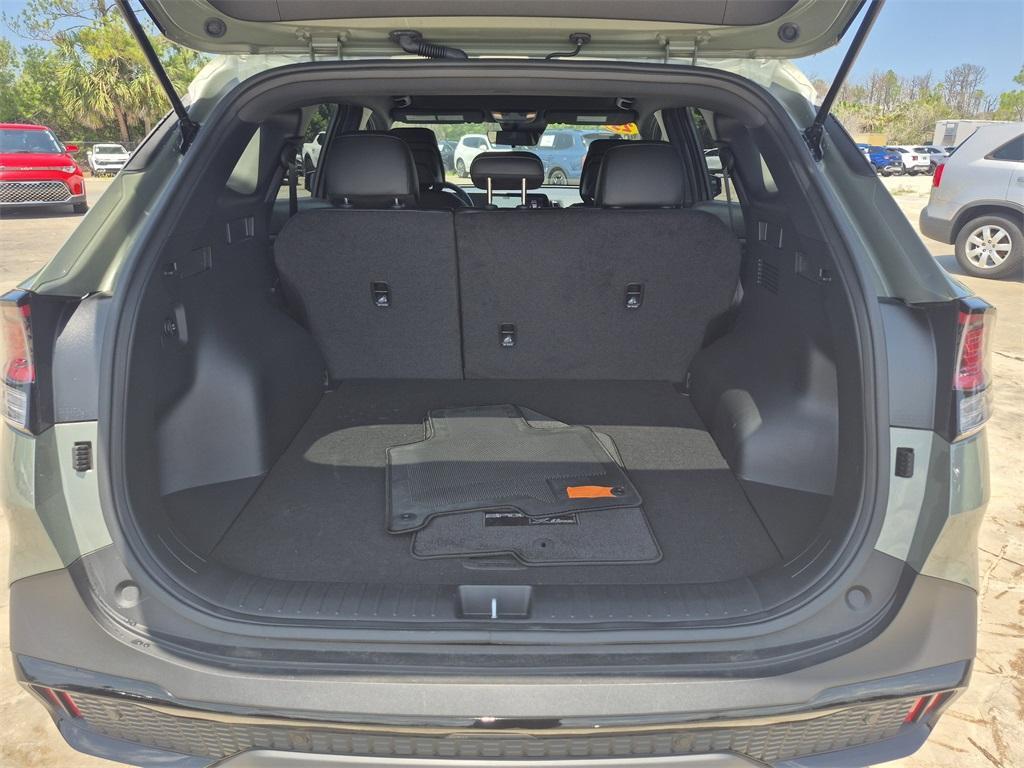 used 2025 Kia Sportage car, priced at $29,992