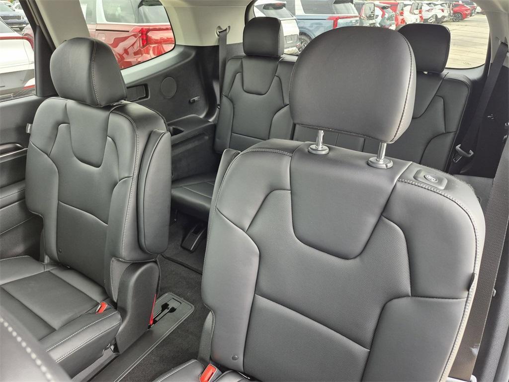 new 2025 Kia Telluride car, priced at $37,198