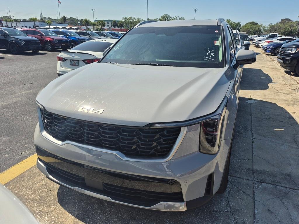 used 2024 Kia Sorento car, priced at $29,701