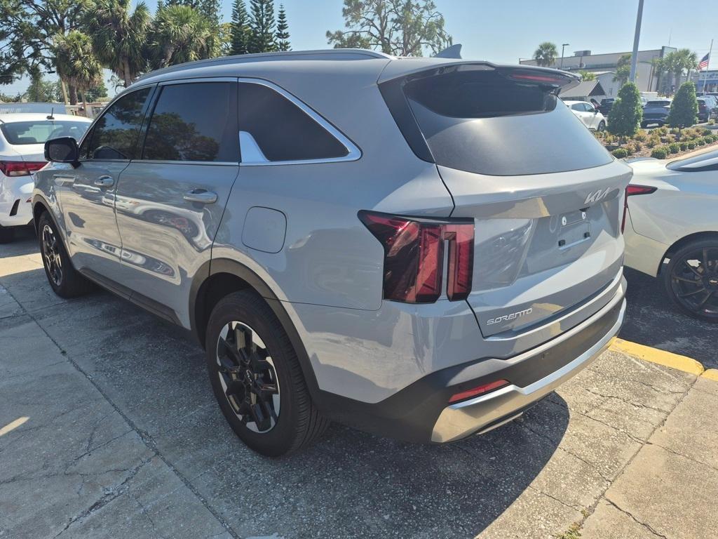 used 2024 Kia Sorento car, priced at $29,701