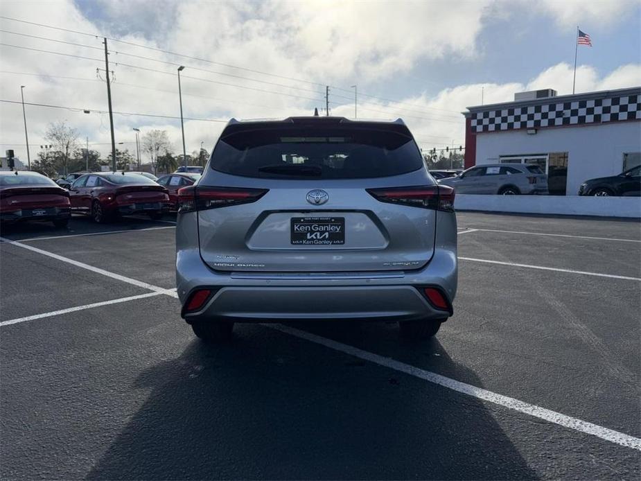 used 2024 Toyota Highlander car, priced at $46,991