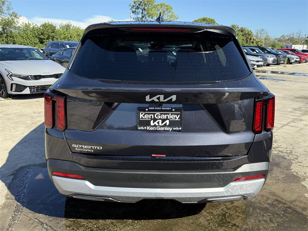 new 2025 Kia Sorento car, priced at $31,630