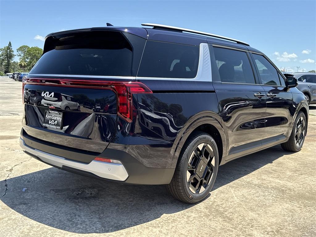 new 2025 Kia Carnival car, priced at $42,200