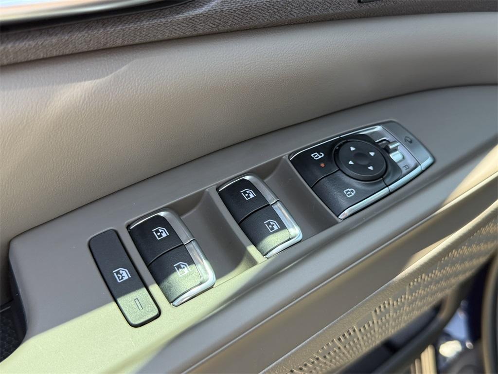 new 2025 Kia Carnival car, priced at $42,200