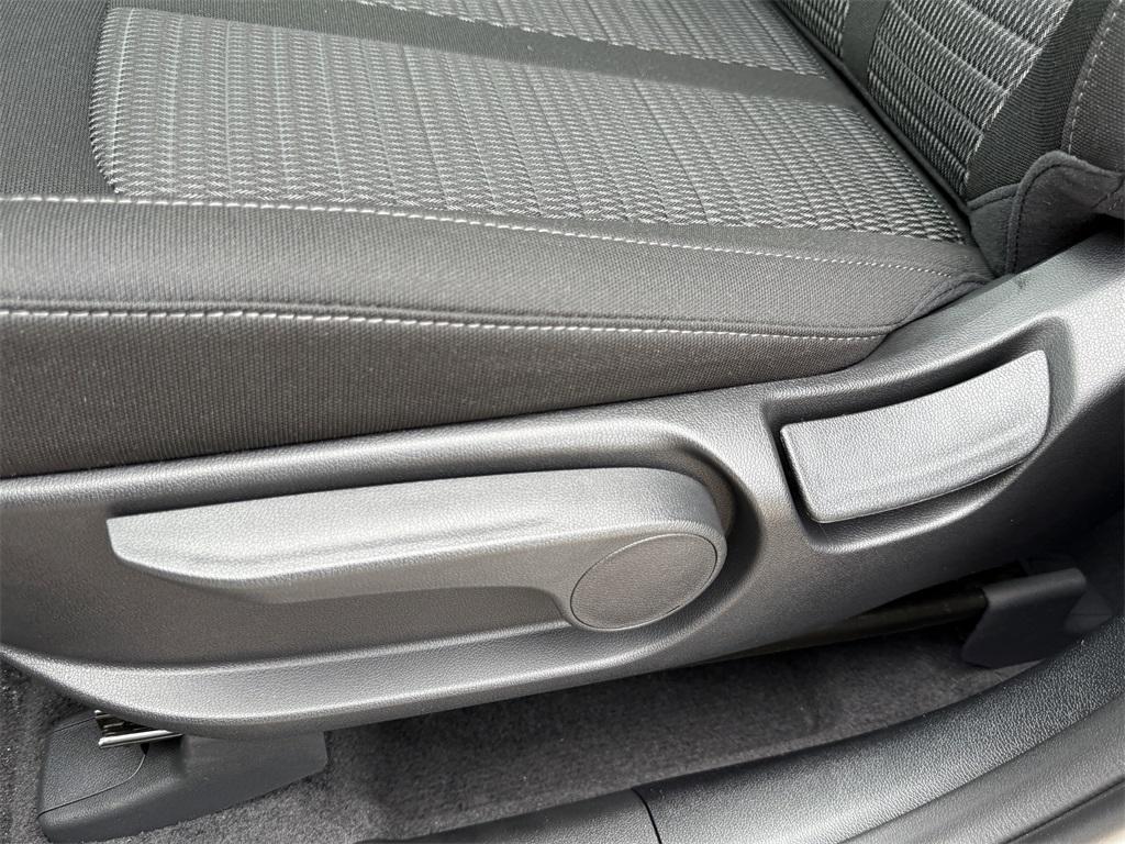 new 2025 Kia Sorento car, priced at $31,805